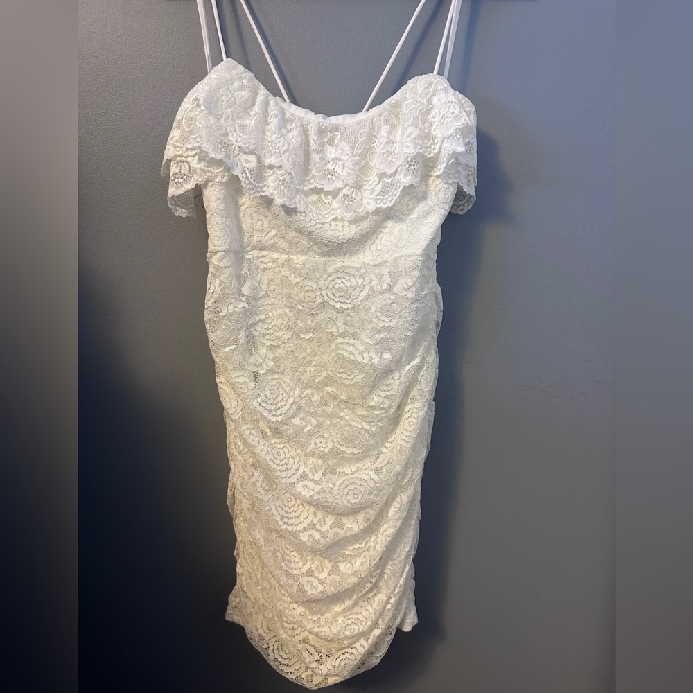 Selfie Leslie Lace White Wedding Dress